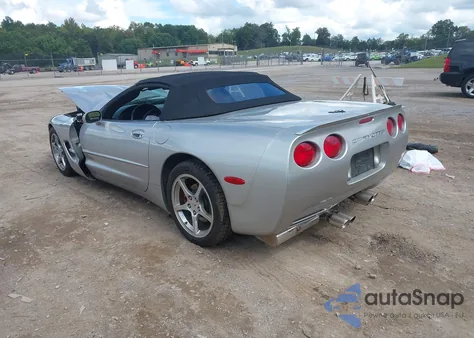2004 Chevrolet Corvette z USA, uszkodzony, nr VIN 1G1YY32G545122989